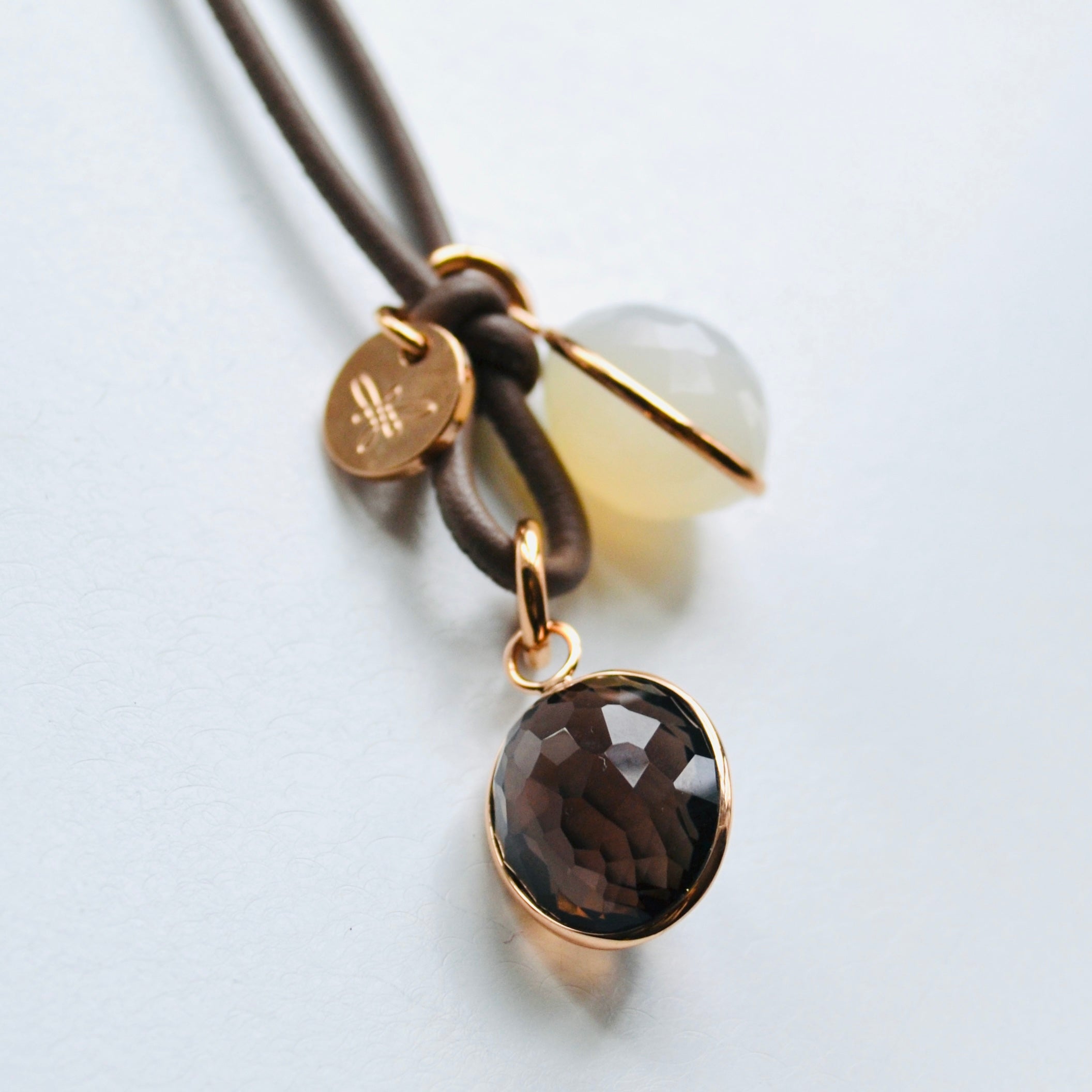 DROPS LEATHER Necklace taupe