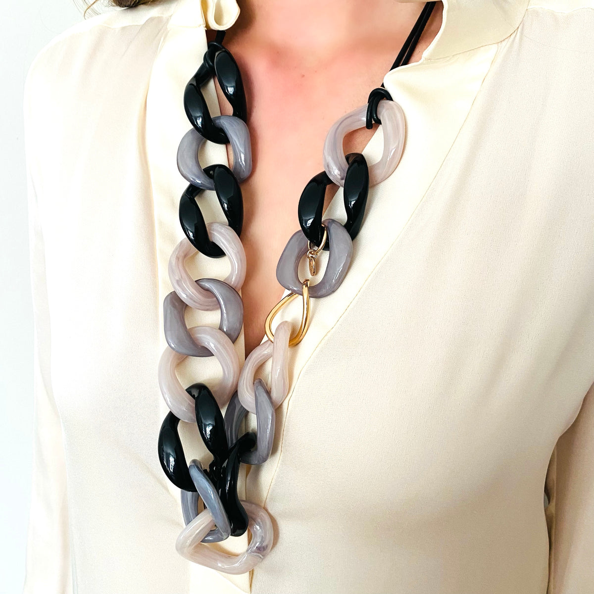 TARA Necklace, black